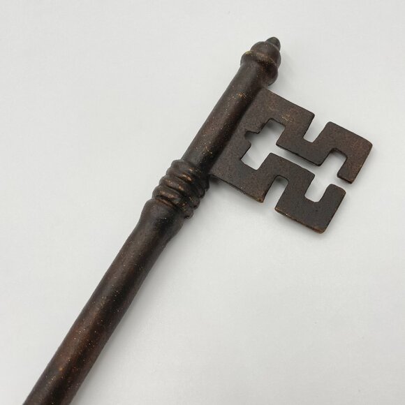 Oversized Key Home Decor Elaborate Wall Art Rustic Skeleton Key Large Big Shelf - Picture 10 of 10